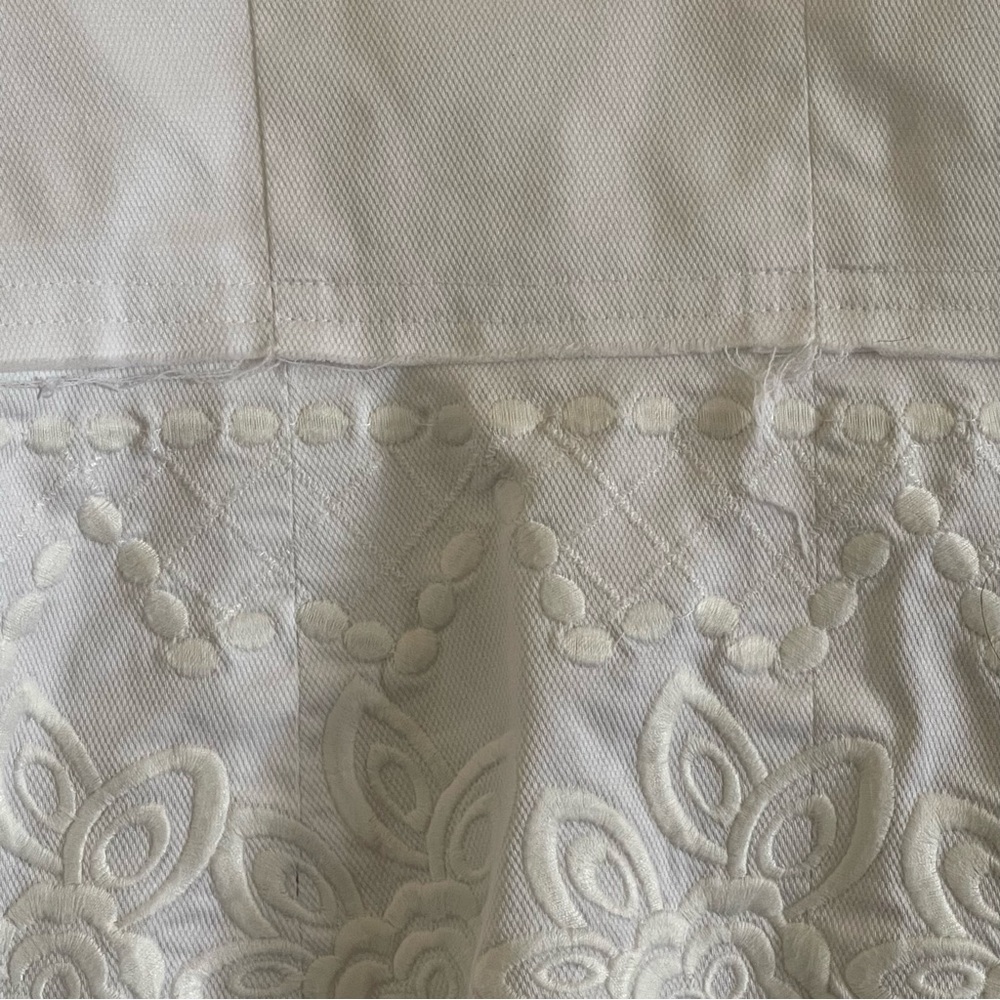 WHBM White semi-distressed cotton blazer jacket with eyelet trim size 4 - Picture 15 of 17